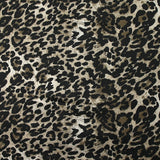 Crêpe satin de polyester imprimé léopard taupe et grège