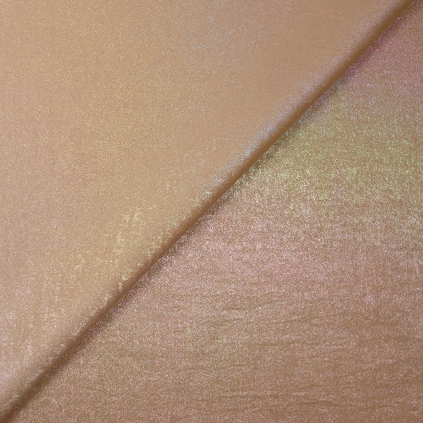 Crêpe satin irisé arc-en-ciel fond nude
