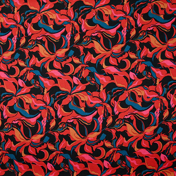 Crêpe satiné de polyester Amaryllis rouge et bleu canard fond noir