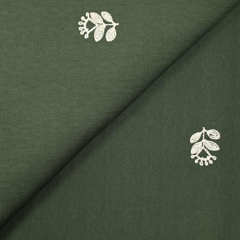 Crêpe viscose brodé fleurs irisé écru fond kaki