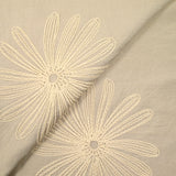 Crêpe viscose brodé marguerite fond beige