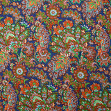 Crêpe viscose imprimé cachemire en fleurs fond bleu roi