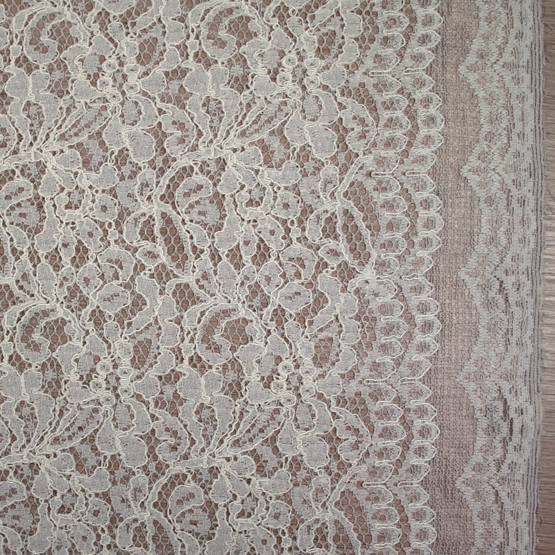 Dentelle polyester Amélie blanc cassé
