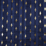 Mousseline imprimée bande satin losange doré fond bleu marine