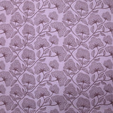 Popeline de coton imprimée floraison graphique fond mauve