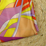 Satin de soie imprimé danse évasive orchidée, orange et jaune