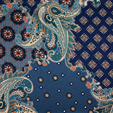 Satin polyester imprimé patchwork et cachemire canard fond bleu marine