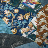 Satin polyester imprimé rêve botanique bleu et camel