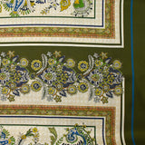 Twill de polyester imprimé cachemire nature fond écru et kaki