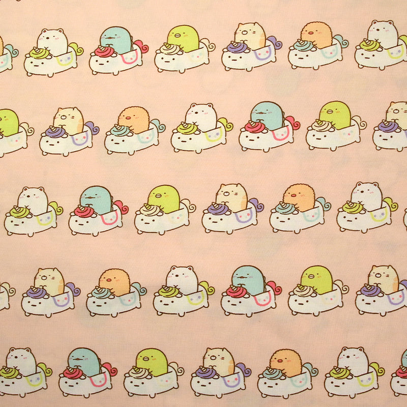 Viscose imprimée Sumikko Gurashi fond pêche