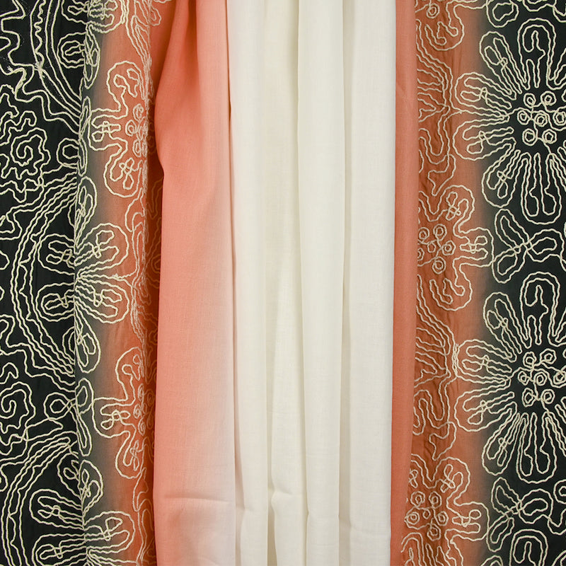 Voile de coton brodé dégradé noir, blanc et pêche