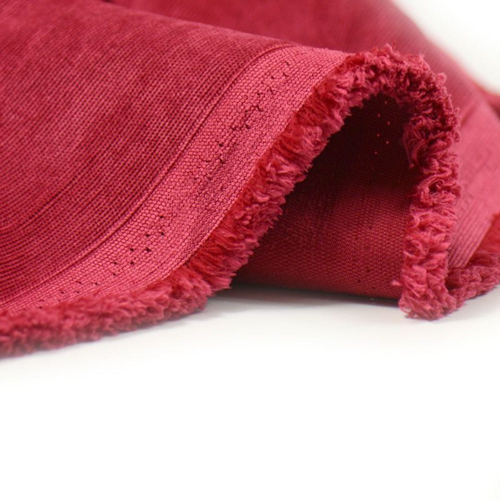 Velours polyester fines côtes rouge framboise – Les Coupons de Saint-Pierre