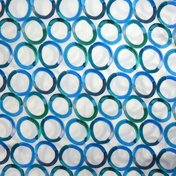 Satin de soie imprimé tous en cercle bleu