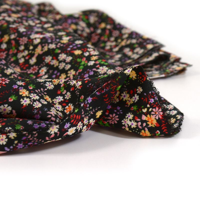 Microfibre imprimée alambiquée fond noir
