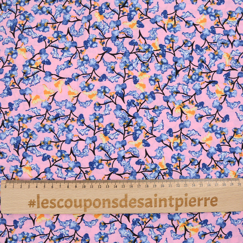 Viscose printed in pink background