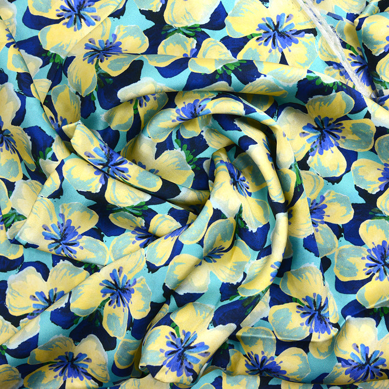 Satin de soie imprimé fleurs jaune fond turquoise