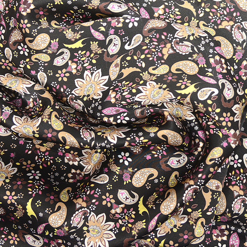 Satin de soie imprimé fleurs de cachemire fond noir