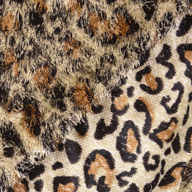 Maille à poil long léopard