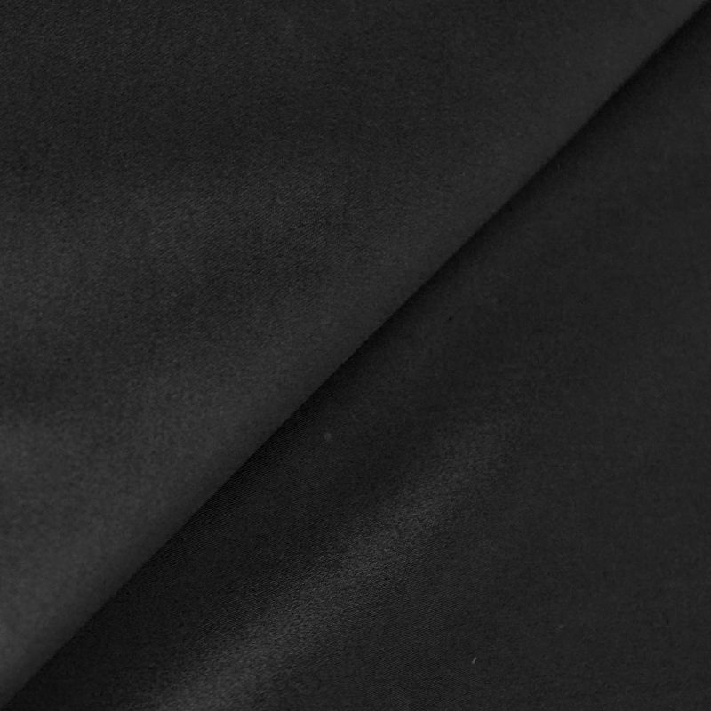 Satin de coton noir Coupon 45x45 cm