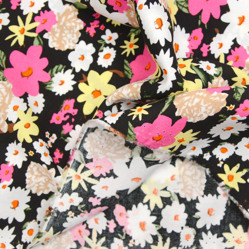 Printed viscose lina pink black background