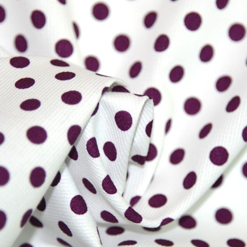 Piqué de coton milleraies imprimé pois prune sur fond blanc Coupon 45x45 cm